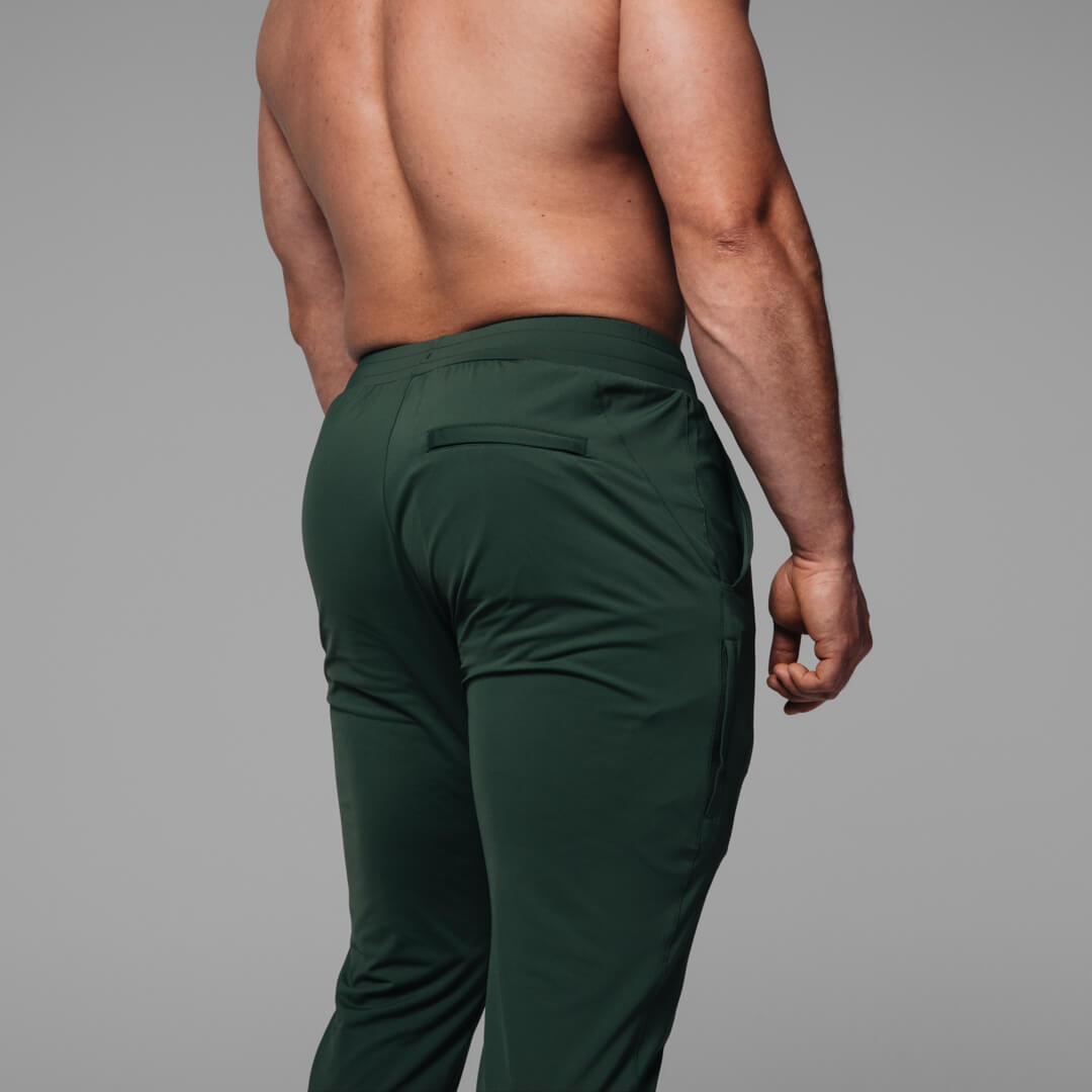 Core Performance Tapered Pant